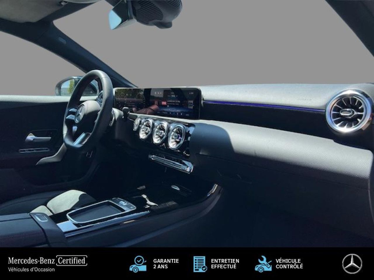 Photo du v&eacute;hicule 18 / 18