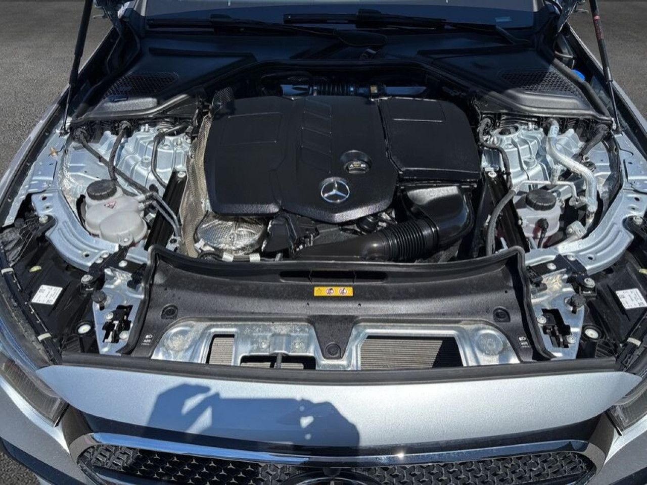 Mercedes-Benz E-Klasse – Bild 8