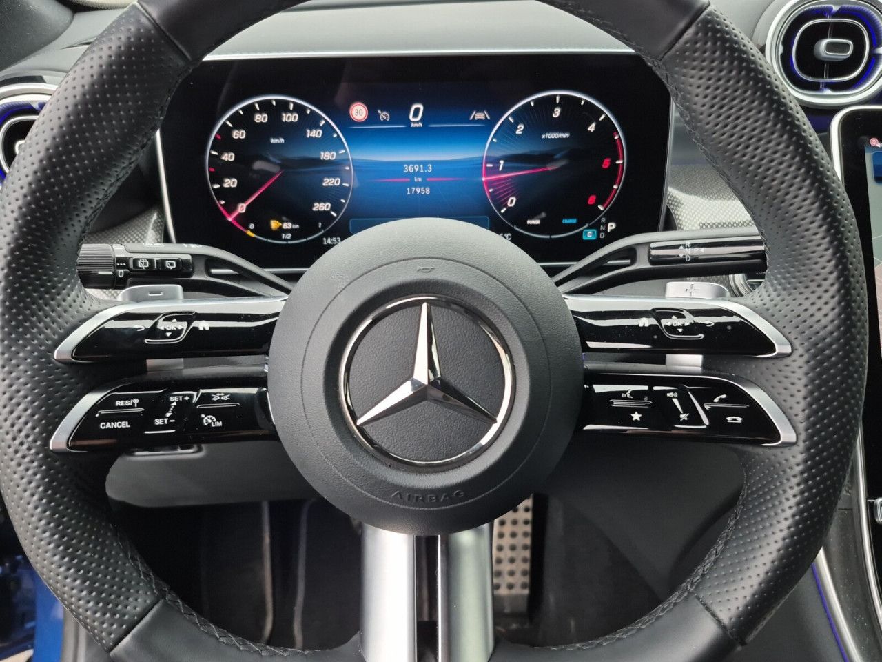 Zdjęcie pojazdu 14 / 24