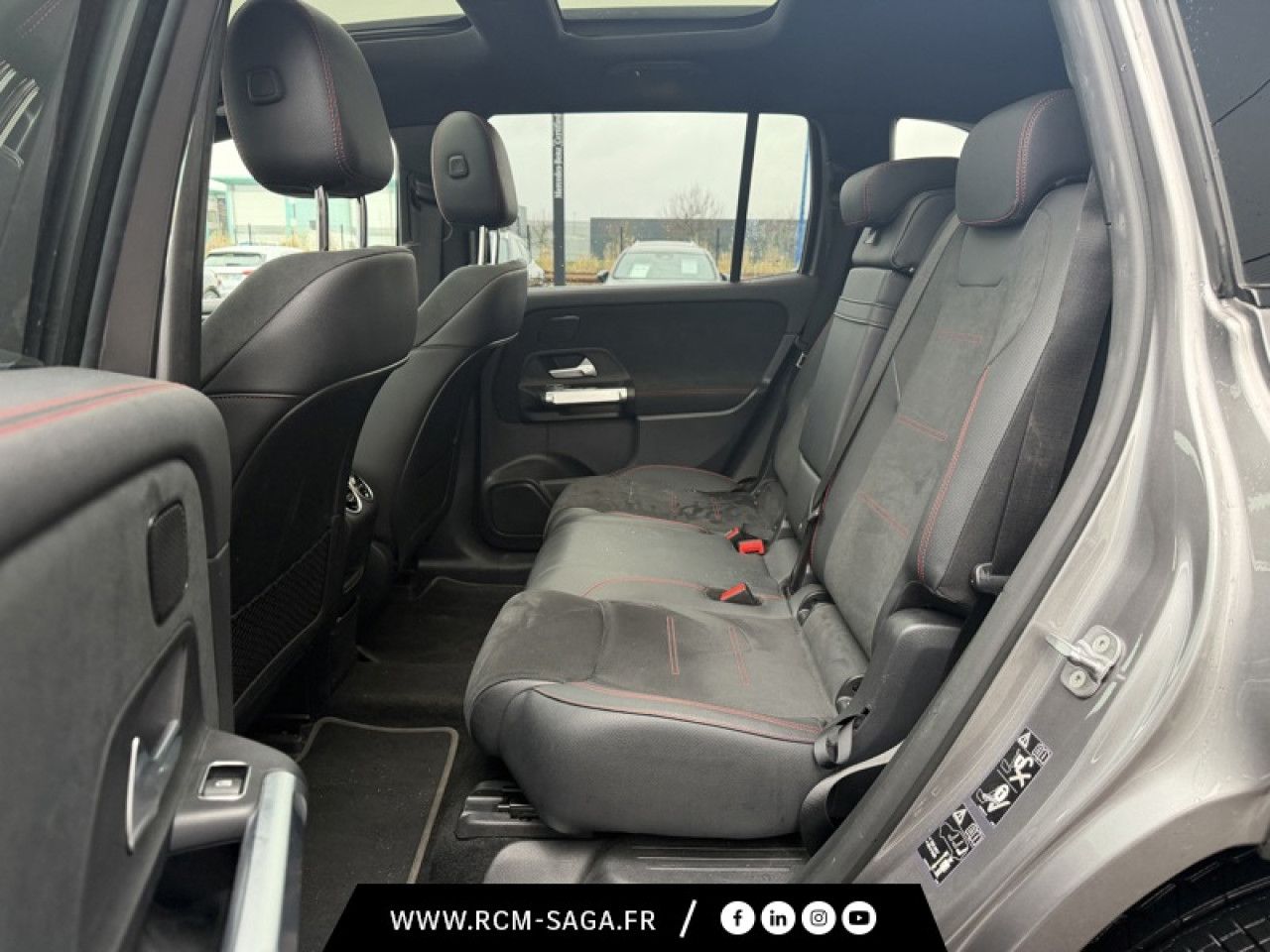 Photo du v&eacute;hicule 10 / 12