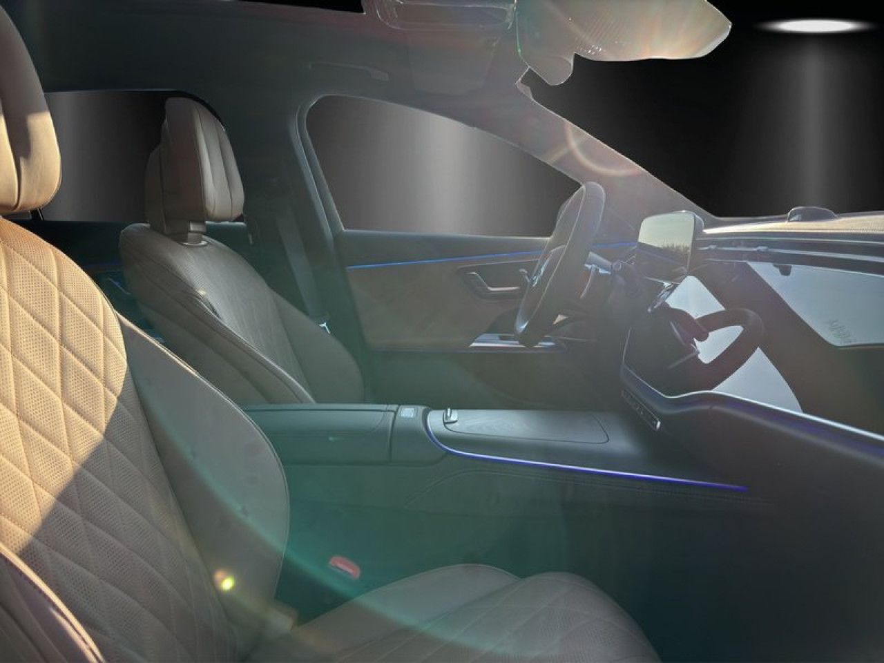 Mercedes-Benz E-Klasse – Bild 8