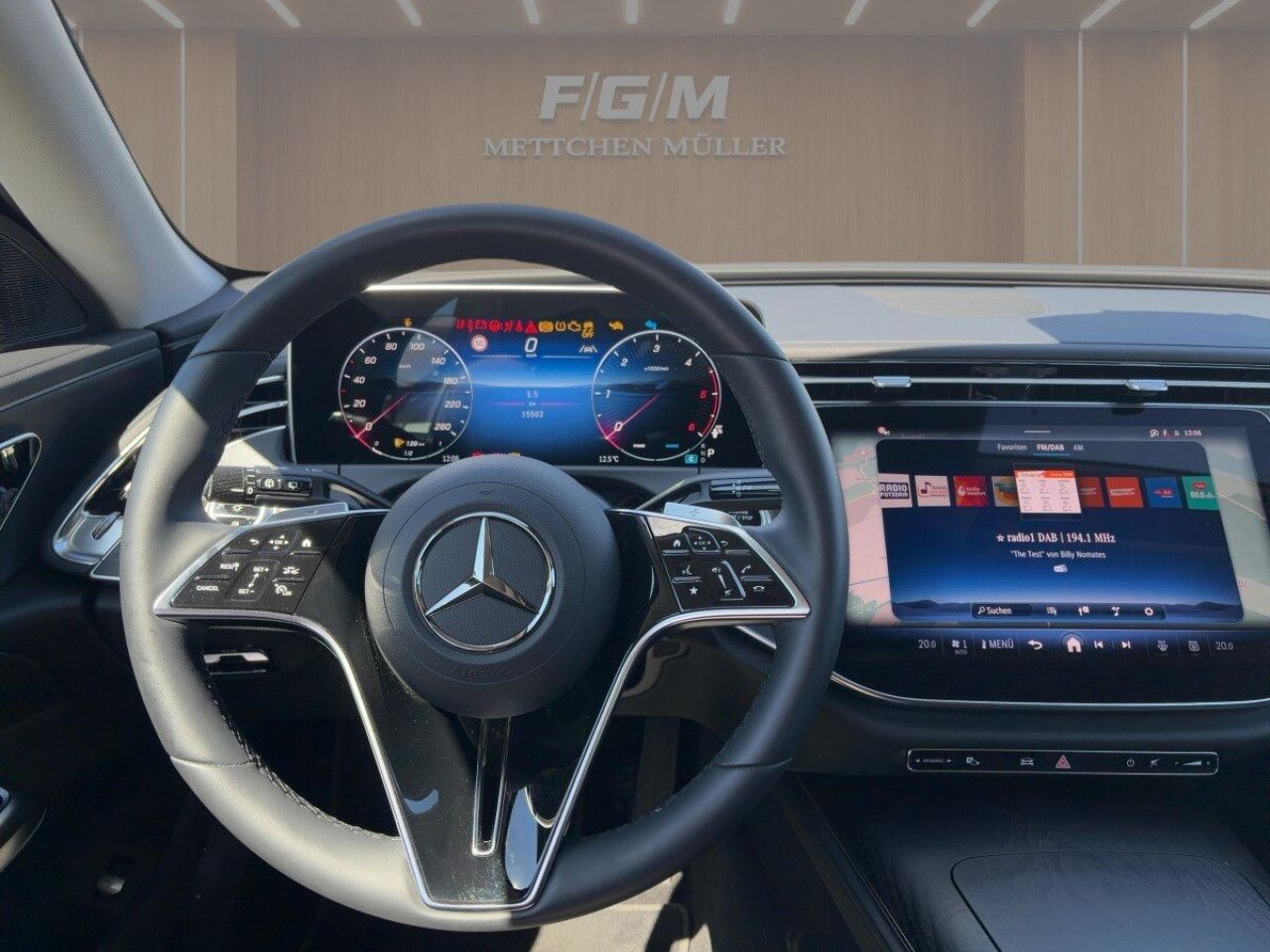 Mercedes-Benz E-Klasse – Bild 9