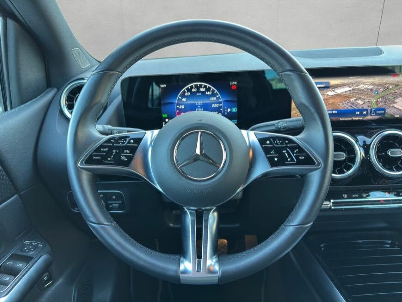 Fahrzeugbild 11 / 15