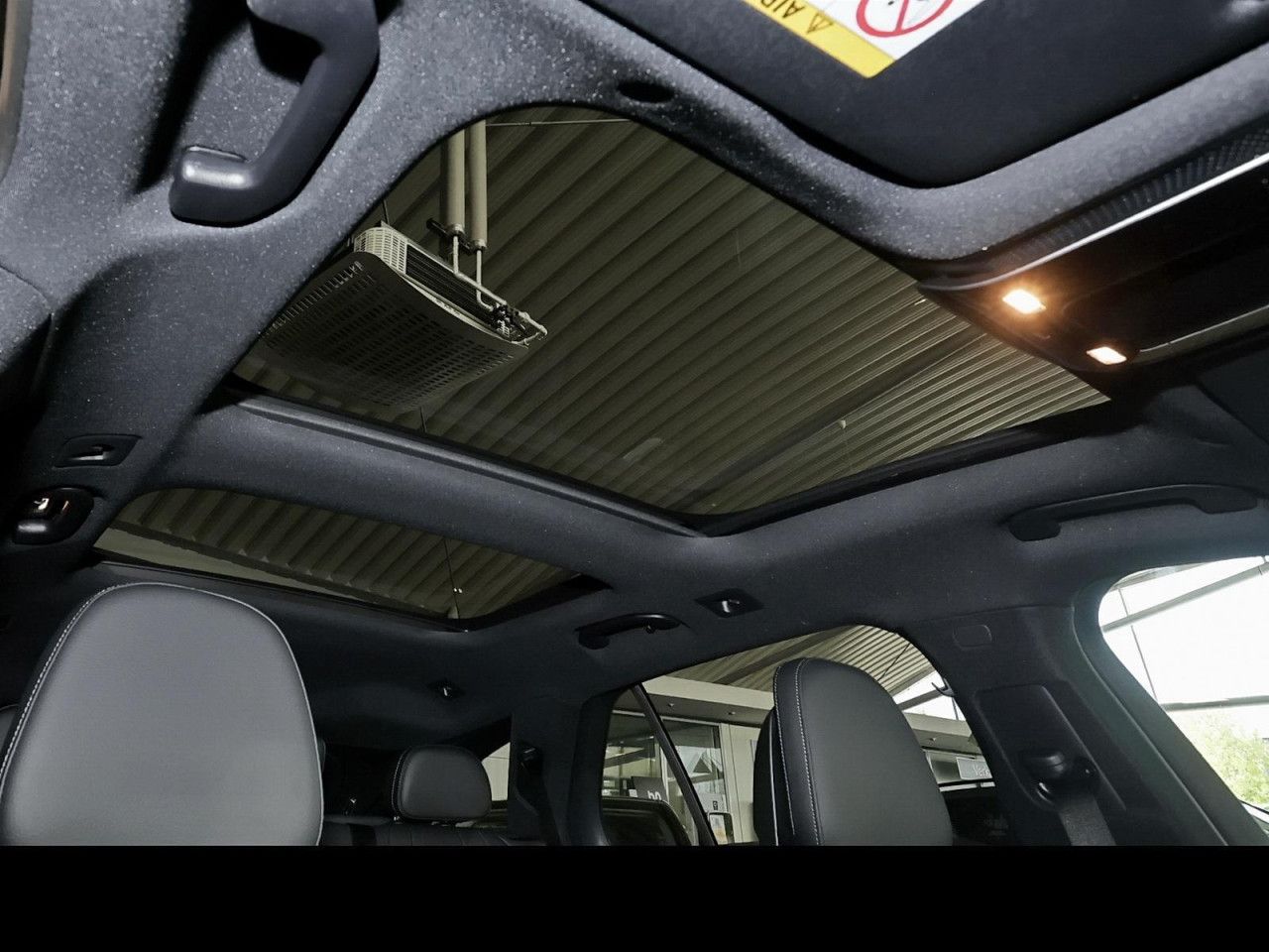 Mercedes-Benz E-Klasse – Bild 7