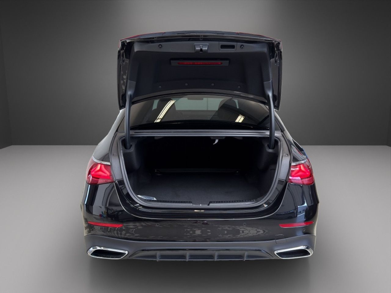 Mercedes-Benz E-Klasse – Bild 12