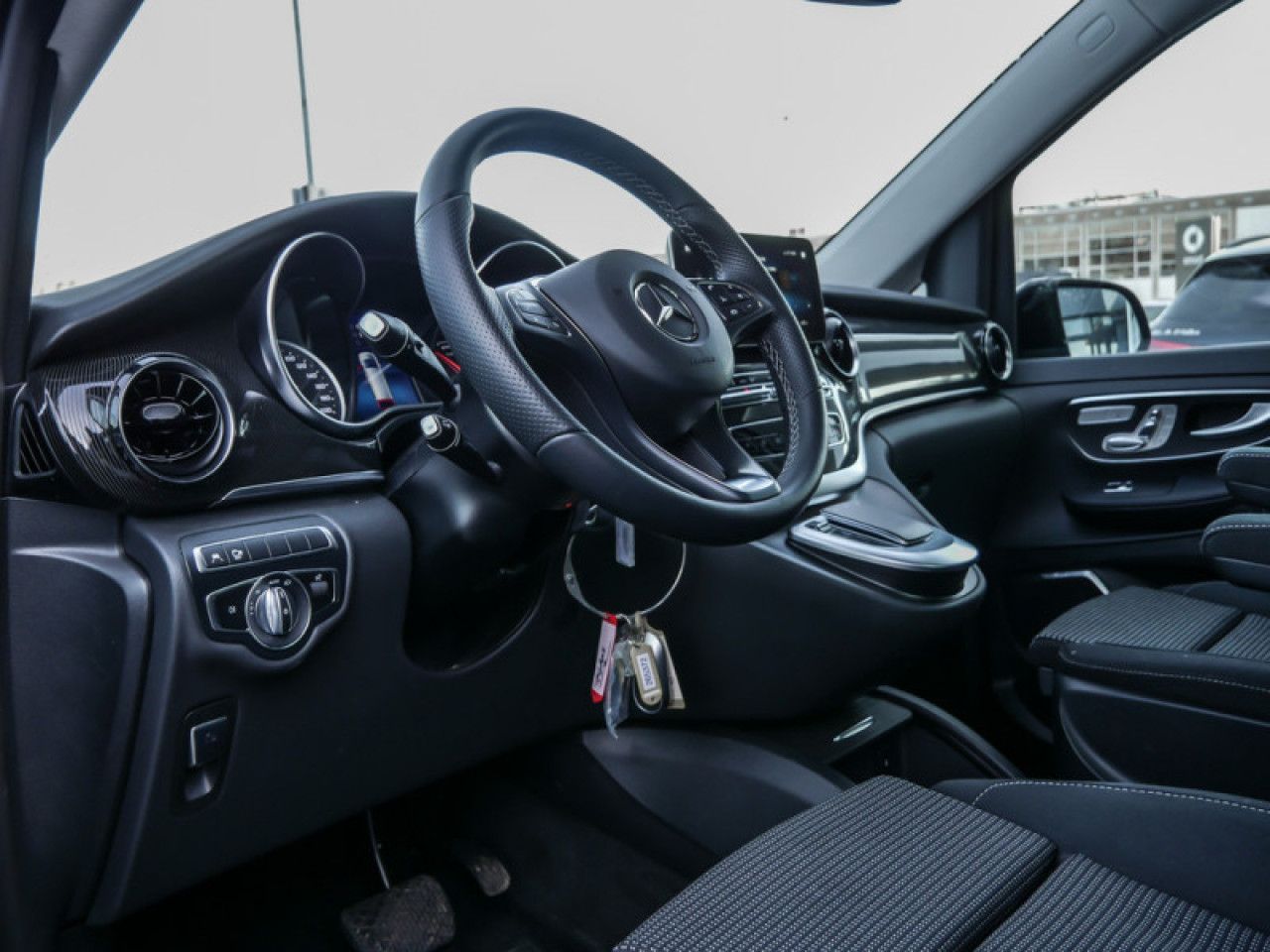 Mercedes-Benz EQV – Bild 12