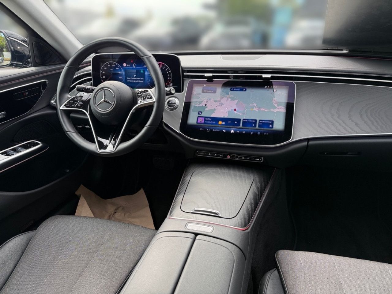 Mercedes-Benz E-Klasse – Bild 8