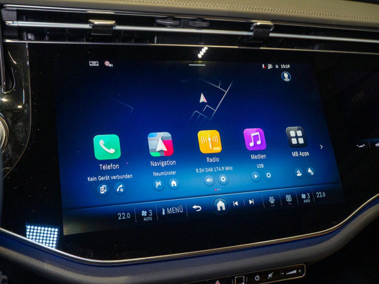 Mercedes-Benz E-Klasse – Bild 16