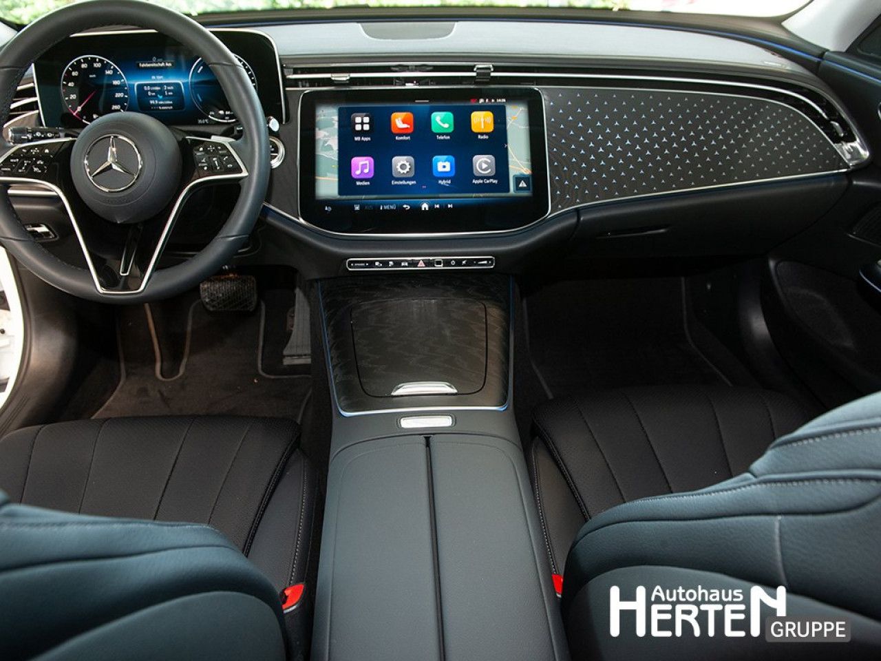 Mercedes-Benz E-Klasse – Bild 11