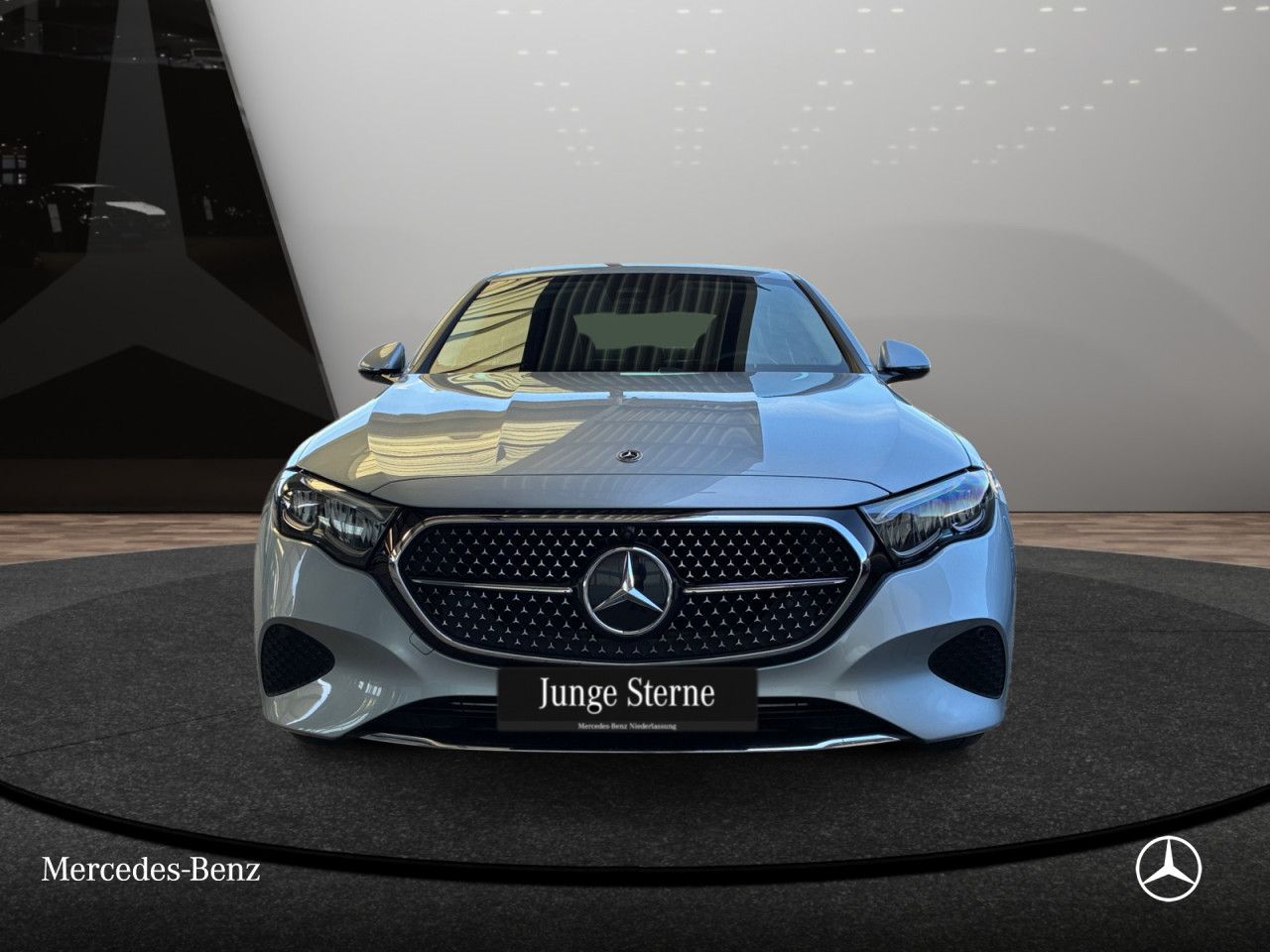 Mercedes-Benz E-Klasse – Bild 2