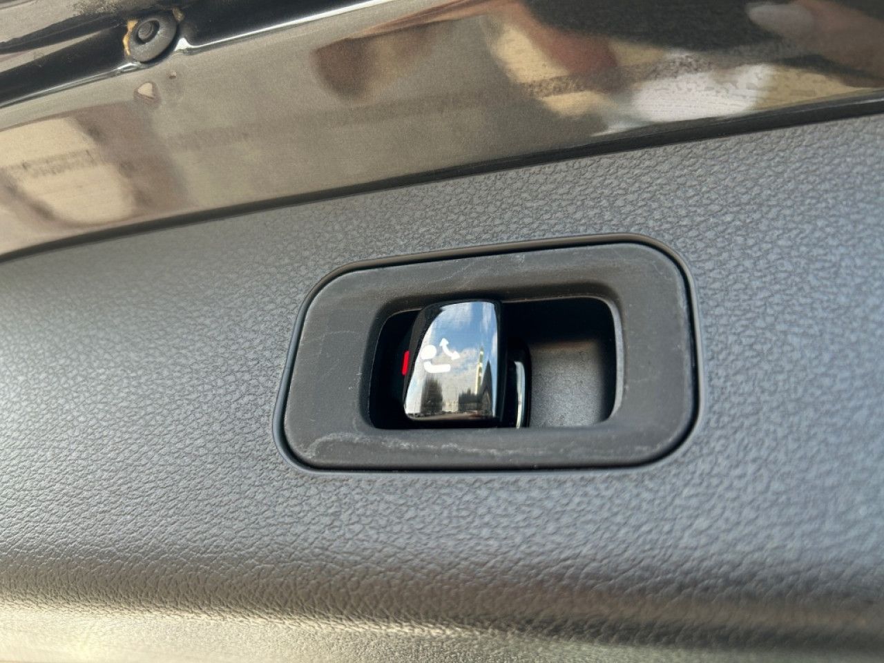 Mercedes-Benz E-Klasse – Bild 18