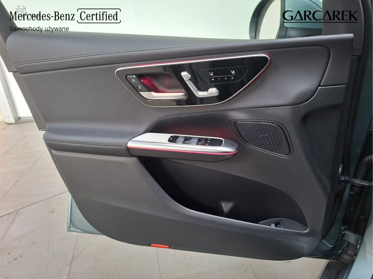 Zdjęcie pojazdu 17 / 27