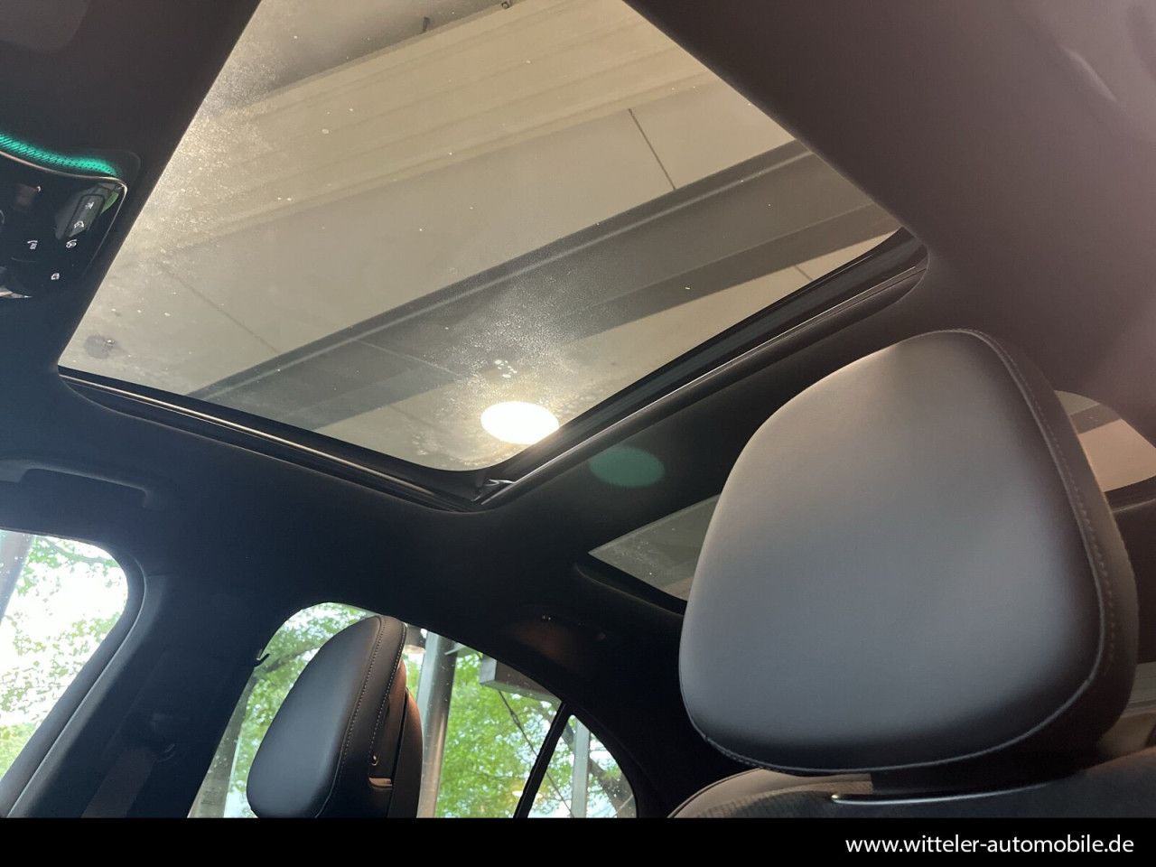Mercedes-Benz E-Klasse – Bild 22
