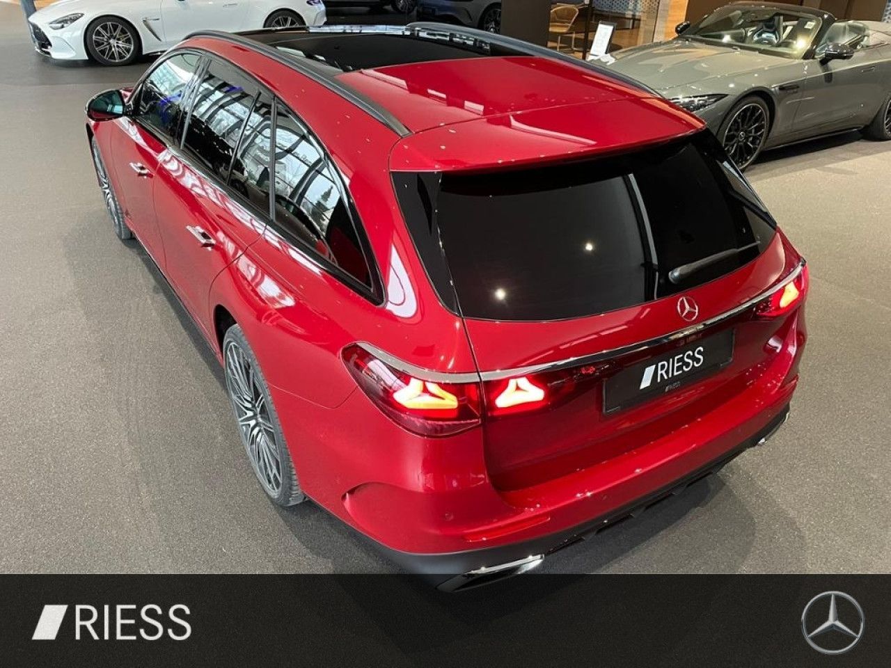 Mercedes-Benz E-Klasse – Bild 6