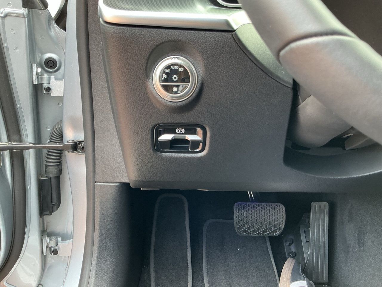 Mercedes-Benz C-Klasse – Bild 25