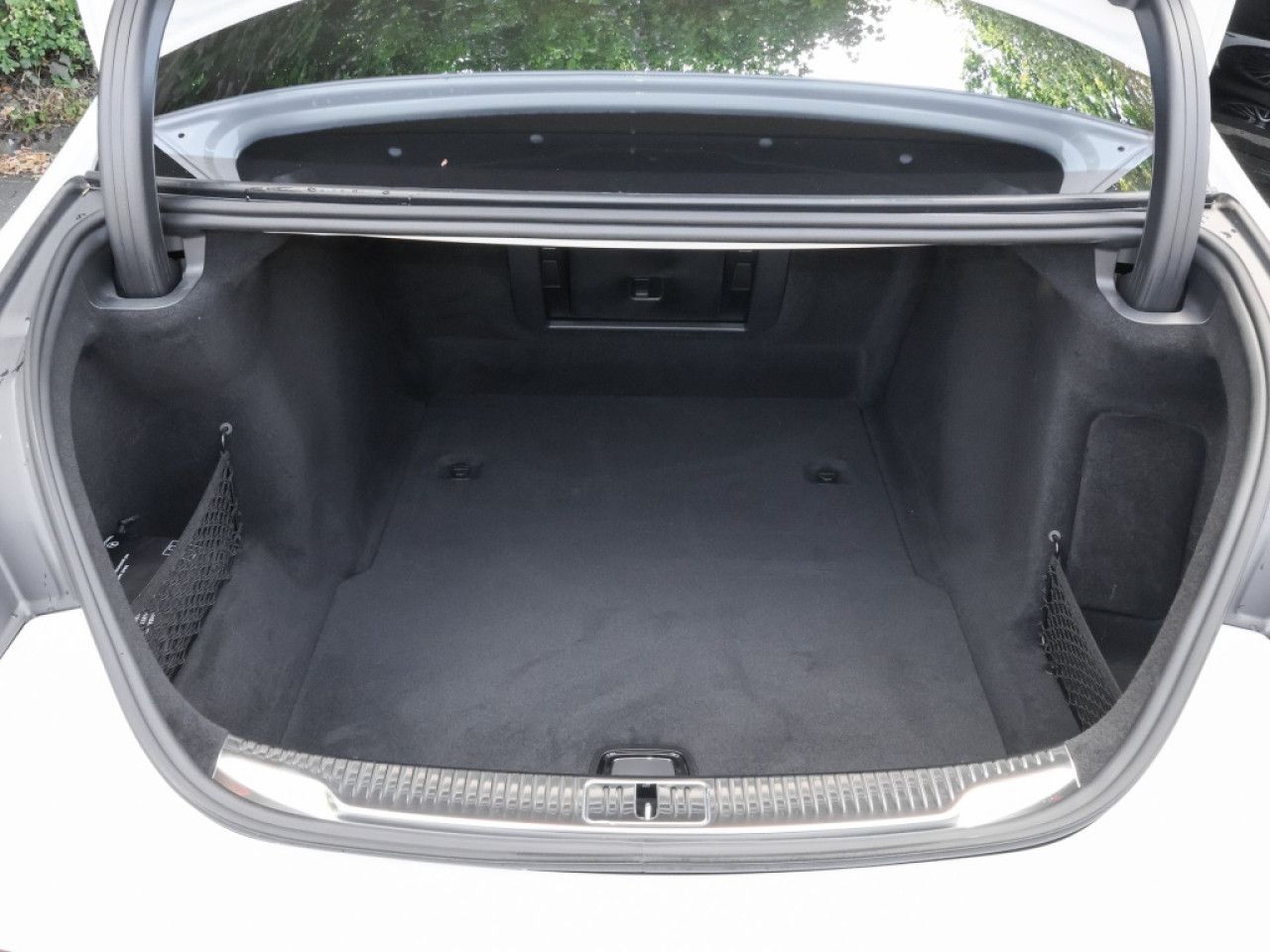 Mercedes-Benz S-Klasse – Bild 13