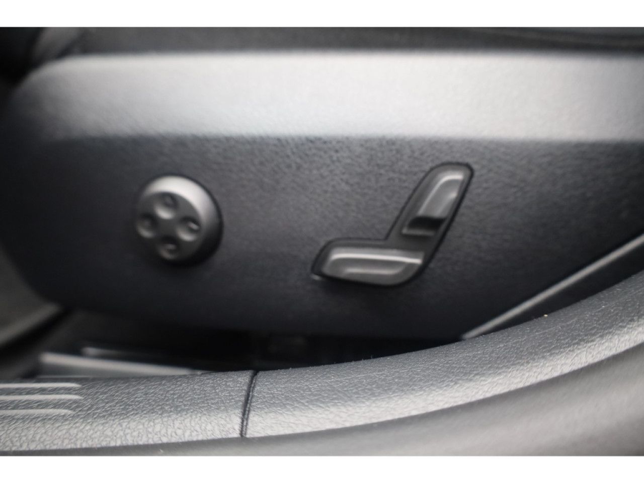 Mercedes-Benz C-Klasse – Bild 10