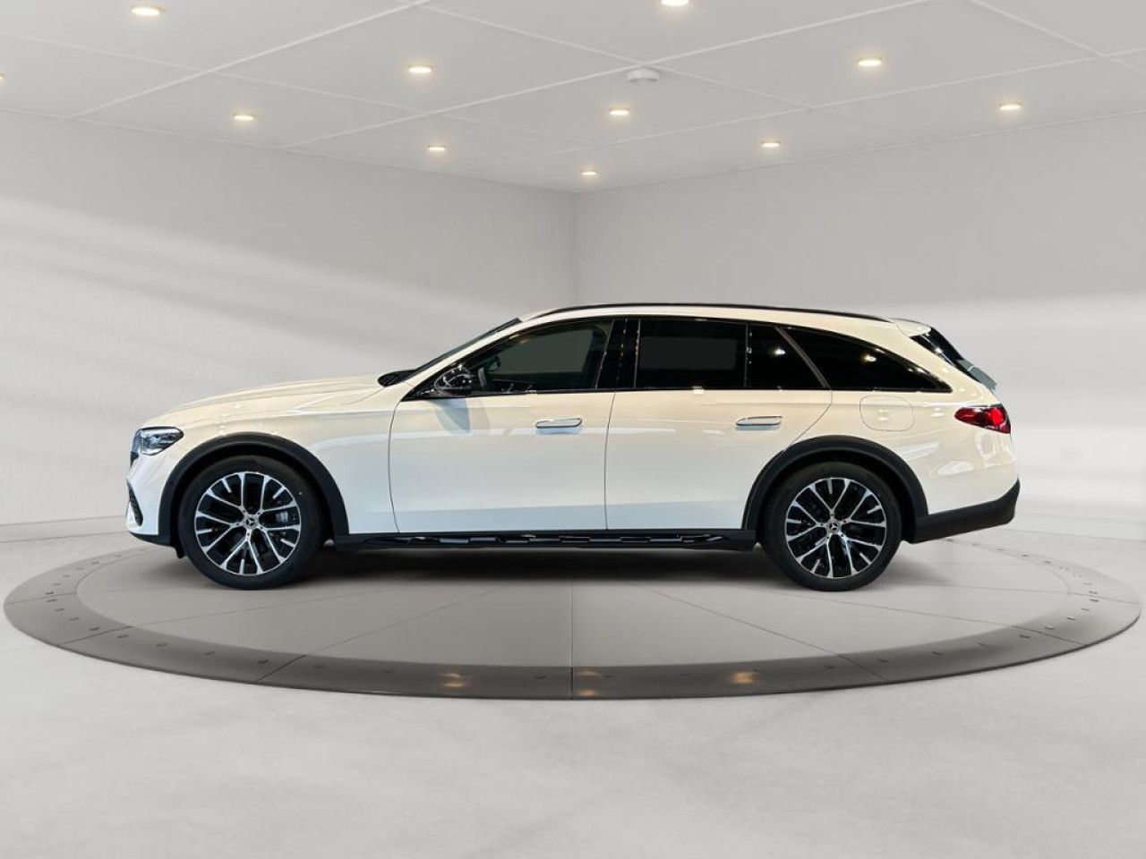 Mercedes-Benz E-Klasse – Bild 3