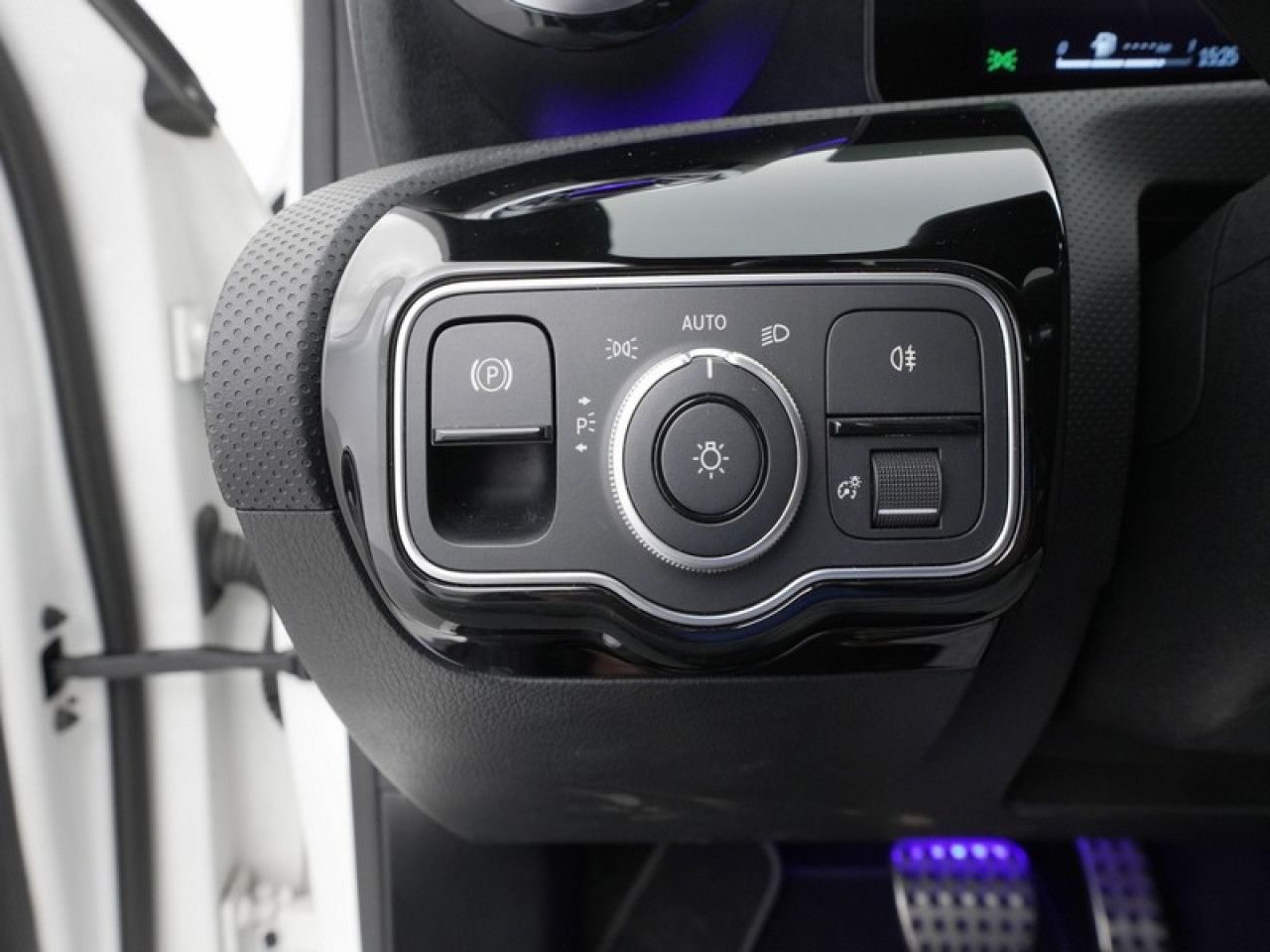 Imagem do veículo 12 / 23