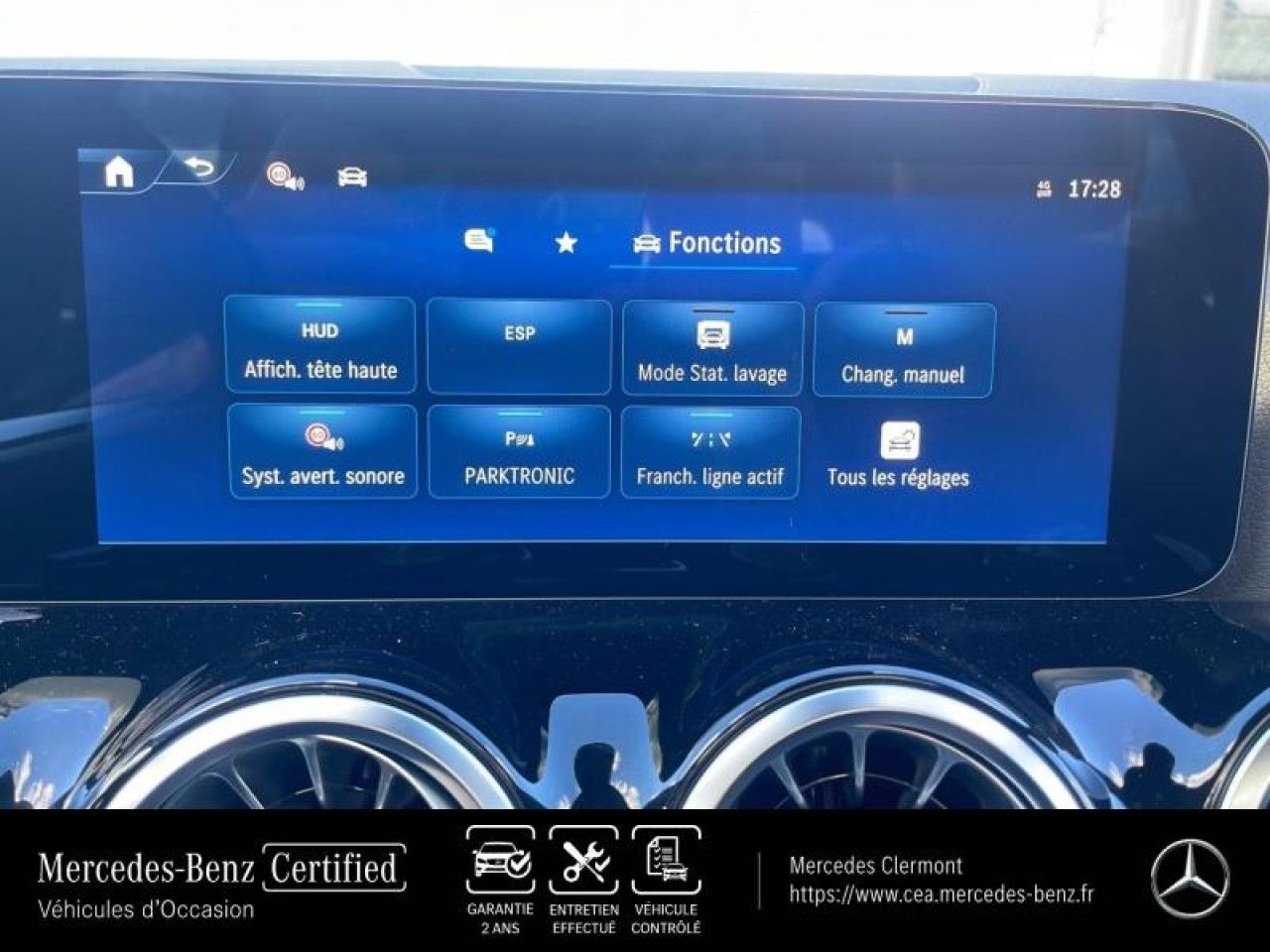 Photo du v&eacute;hicule 17 / 18