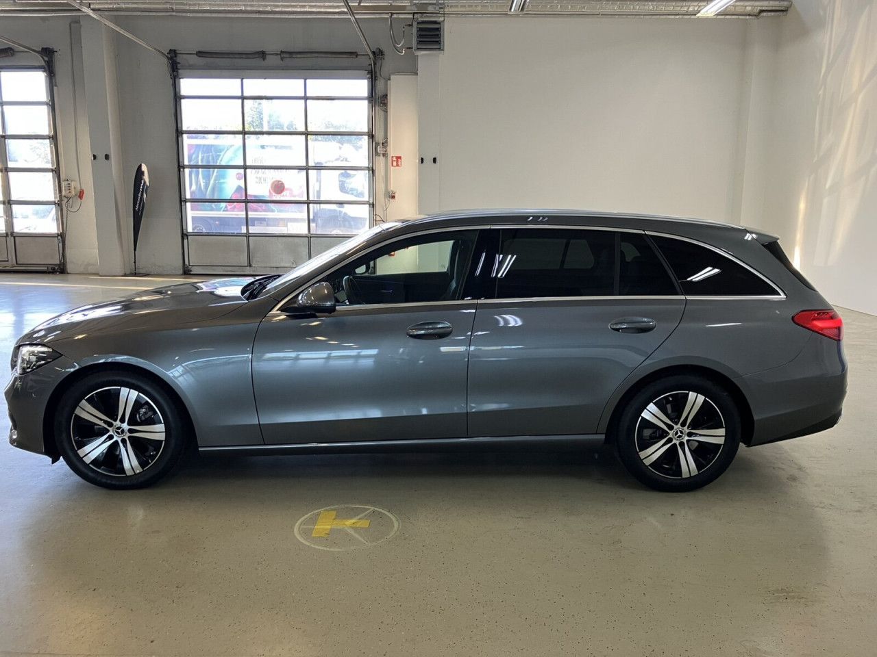 Mercedes-Benz C-Klasse – Bild 10