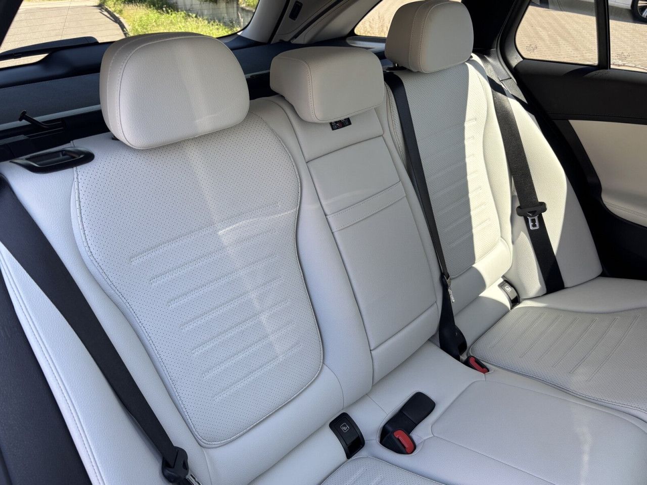 Mercedes-Benz C-Klasse – Bild 9