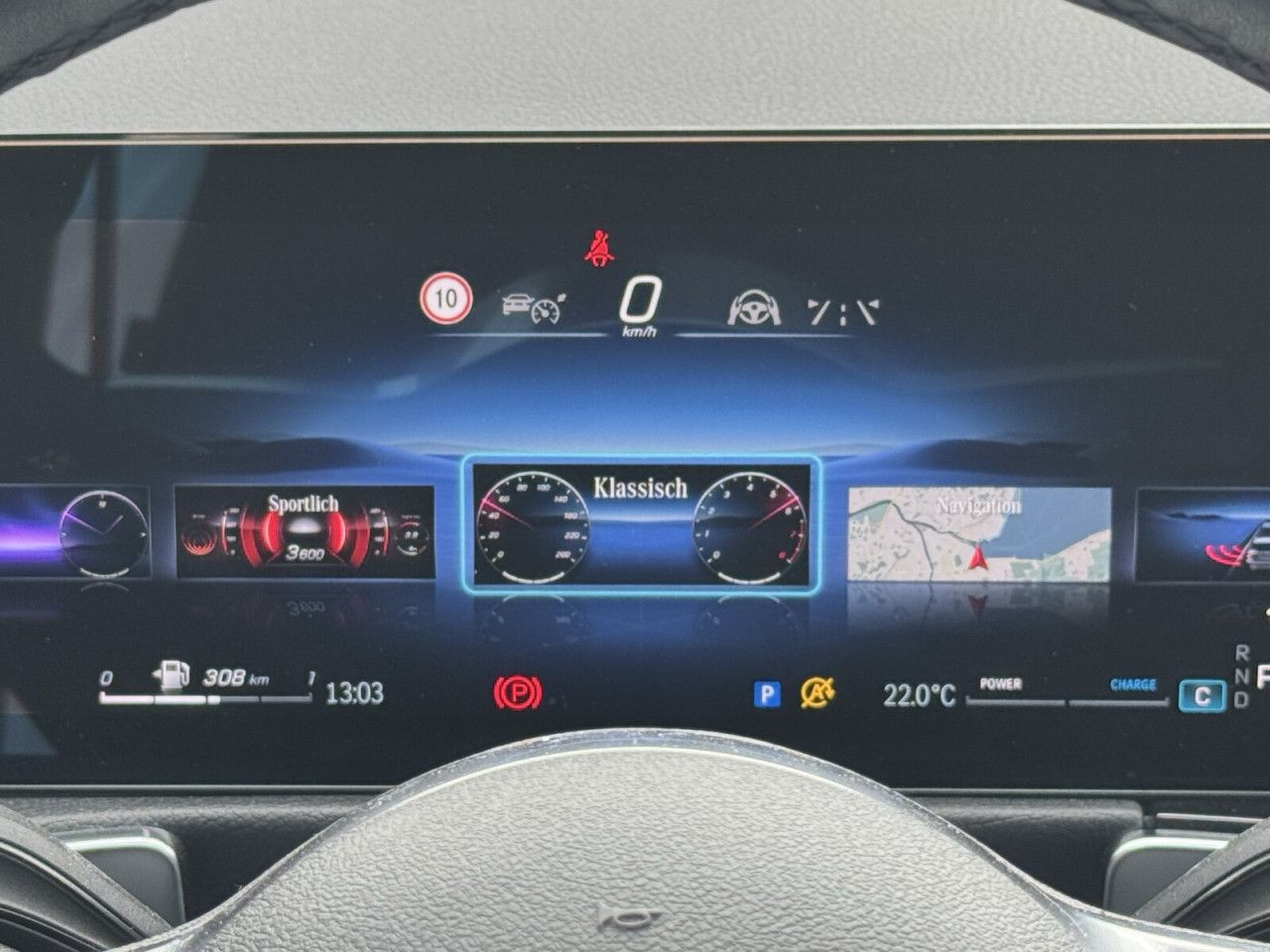 Mercedes-Benz GLB – Bild 12