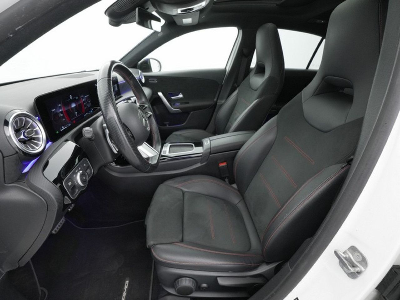 Imagem do veículo 10 / 23