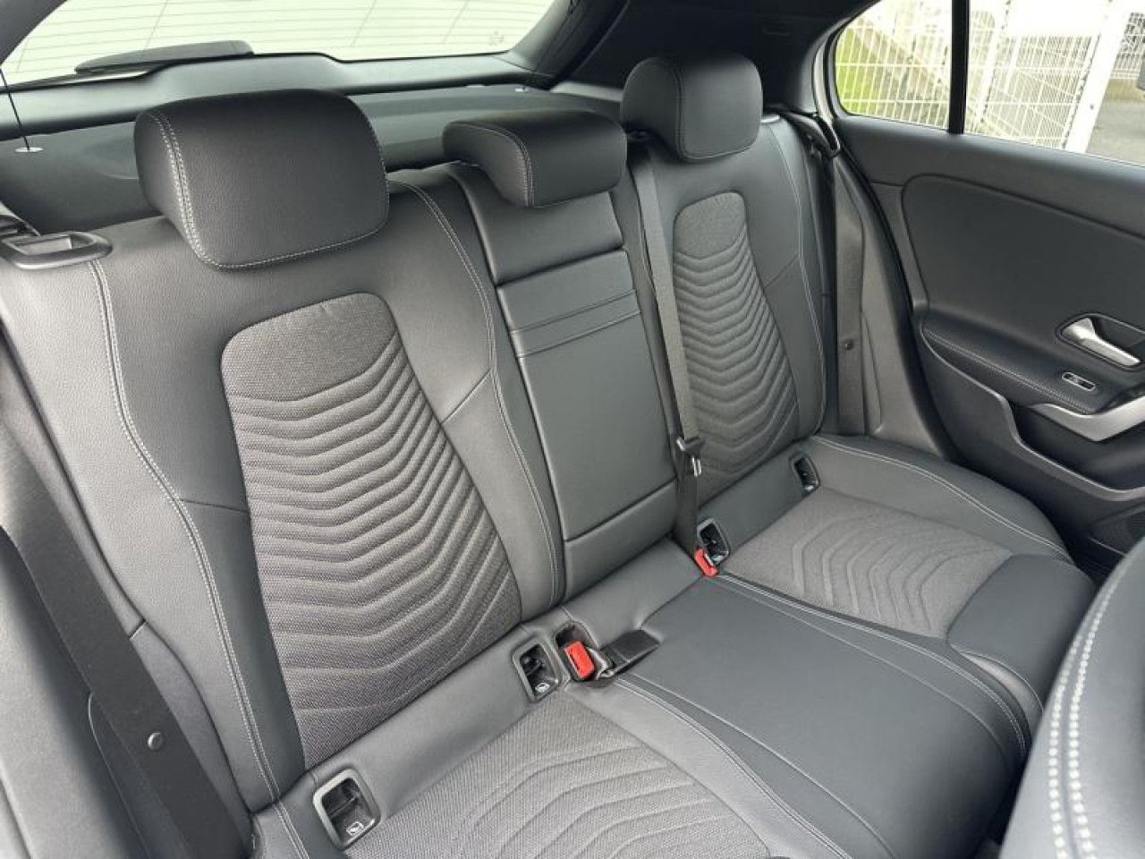 Photo du v&eacute;hicule 12 / 18