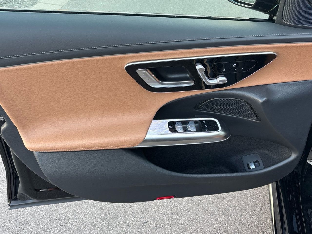 Mercedes-Benz E-Klasse – Bild 14