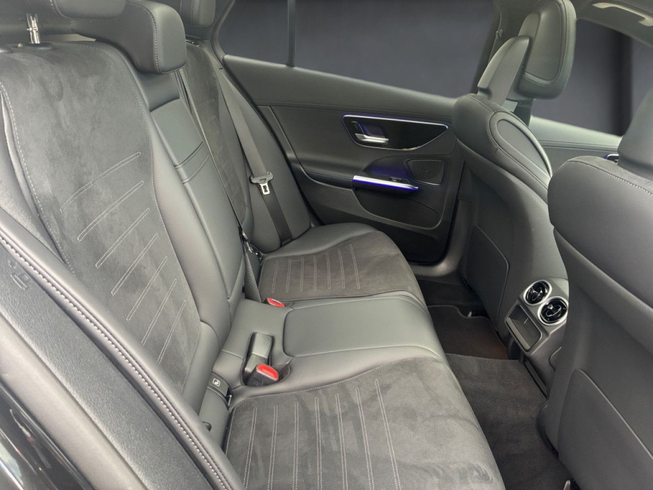 Mercedes-Benz C-Klasse – Bild 14