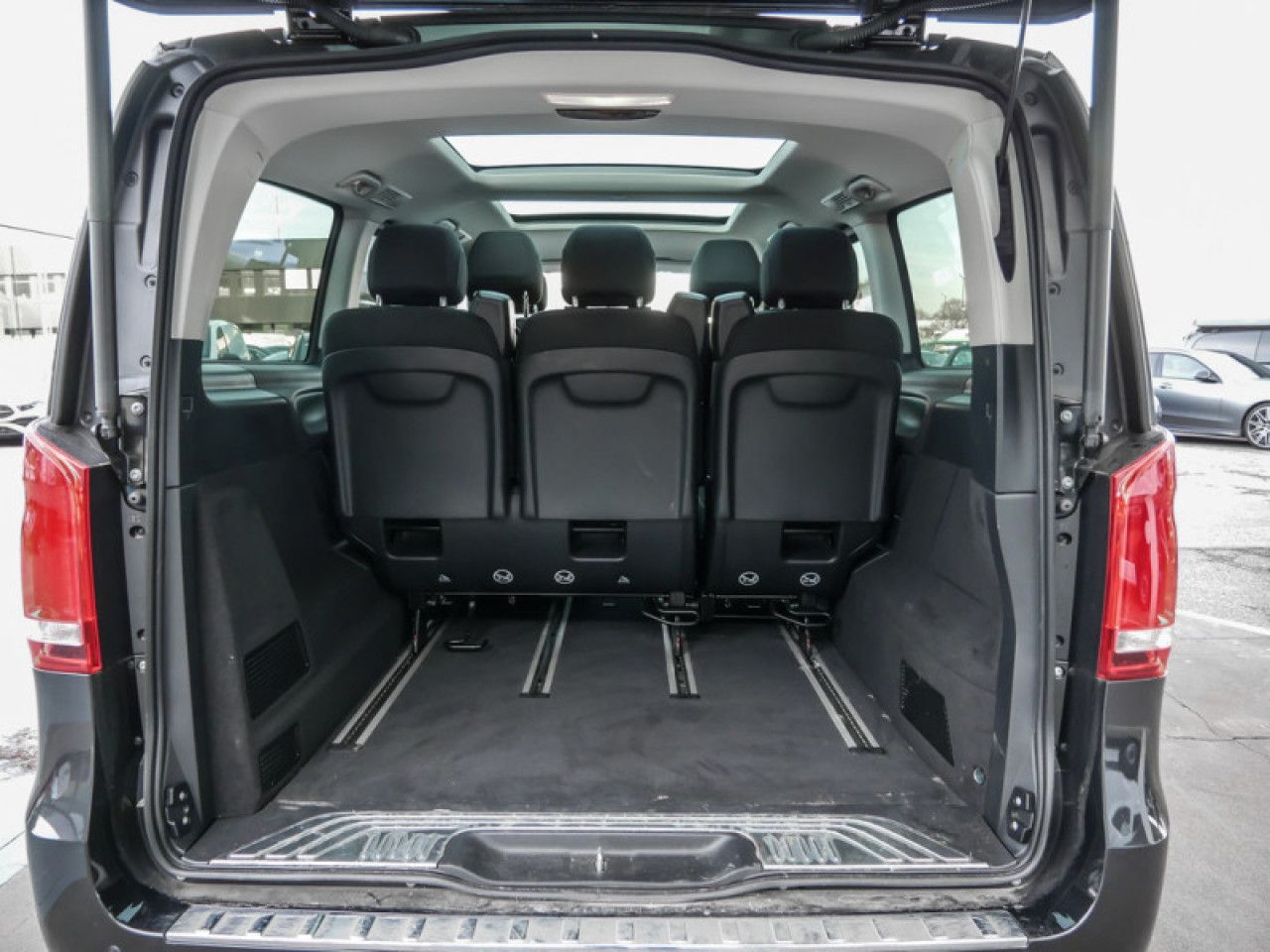 Mercedes-Benz EQV – Bild 11