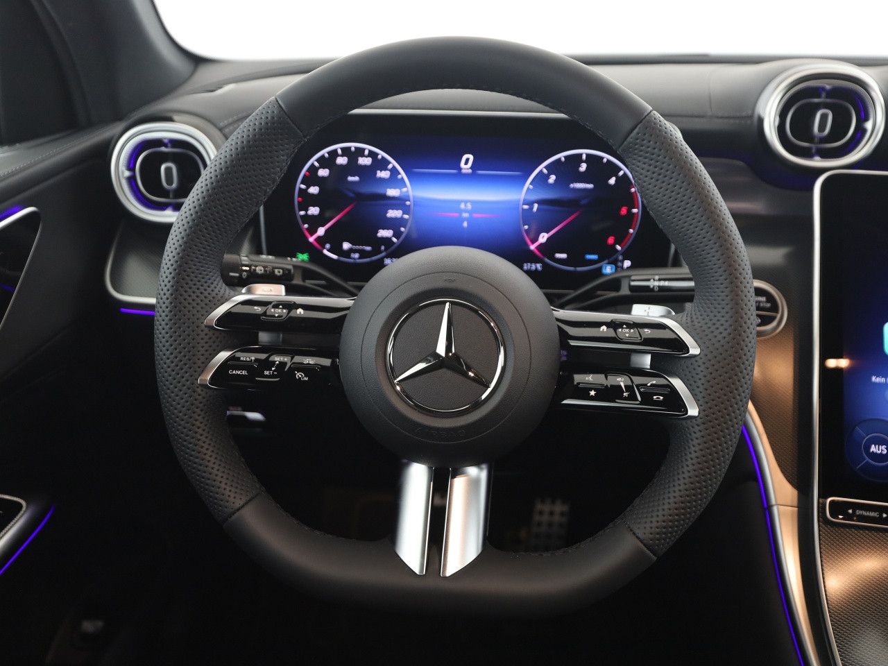 Mercedes-Benz GLC – Bild 11
