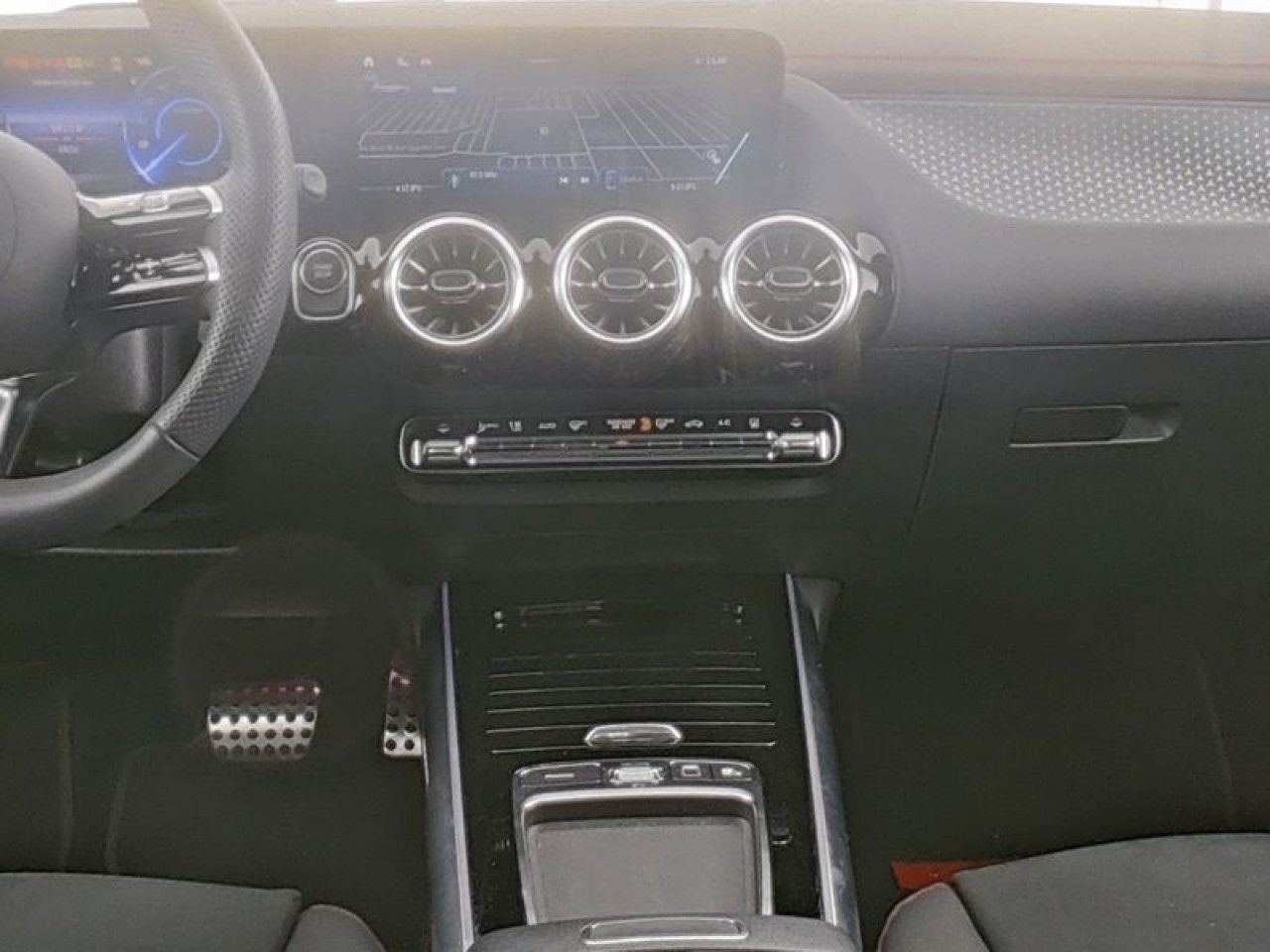 Mercedes-Benz EQA – Bild 9