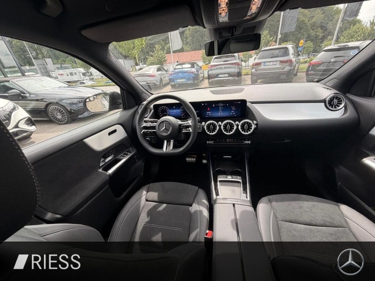 Mercedes-Benz GLA – Bild 14