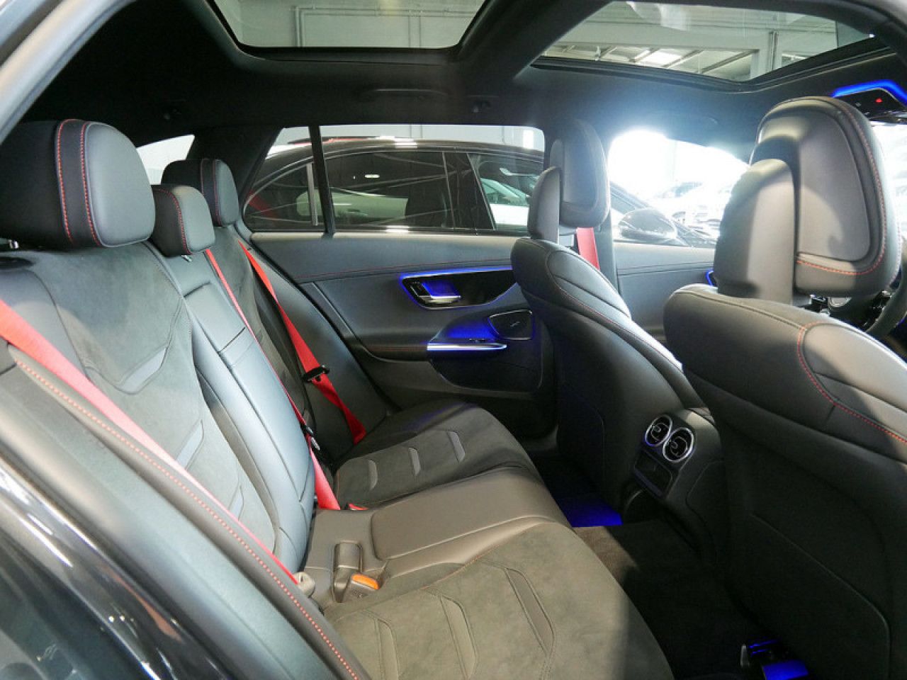 Mercedes-Benz C-Klasse – Bild 7