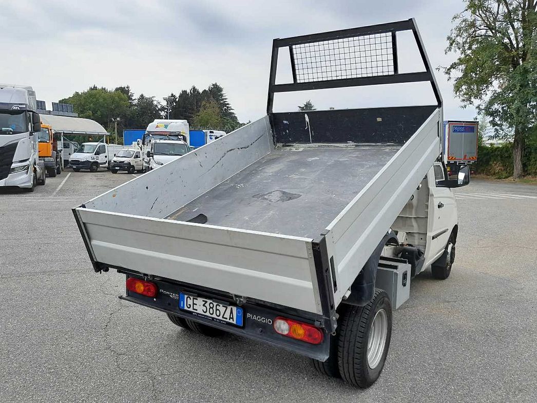 Piaggio | NP6 TW TIPP 300 SR LPG 253 TOP WHITE