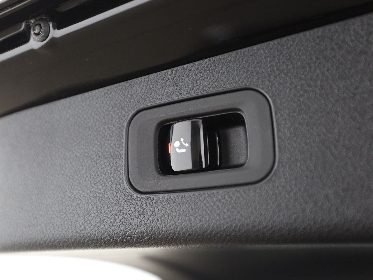 Mercedes-Benz E-Klasse – Bild 23