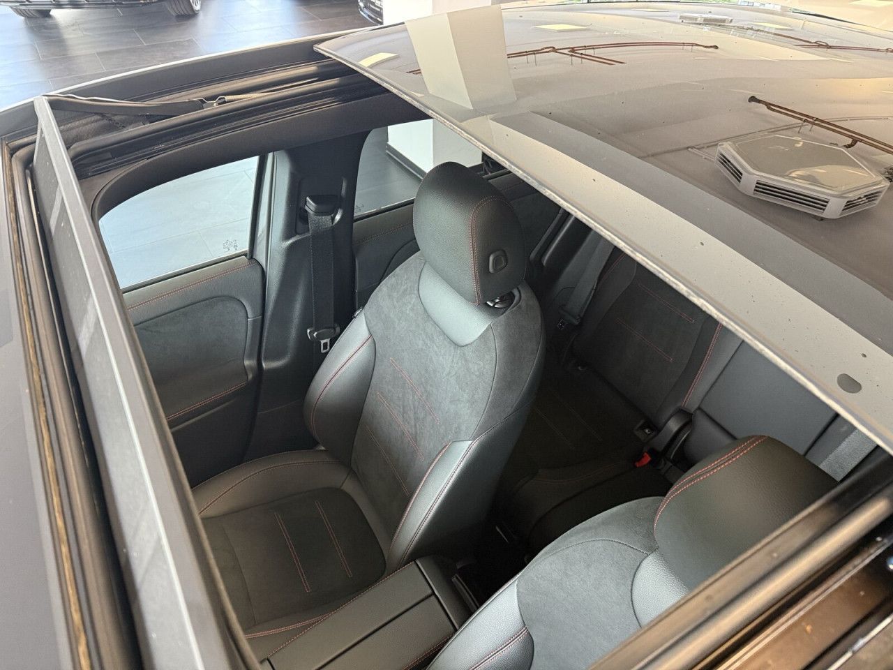 Mercedes-Benz GLA – Bild 25