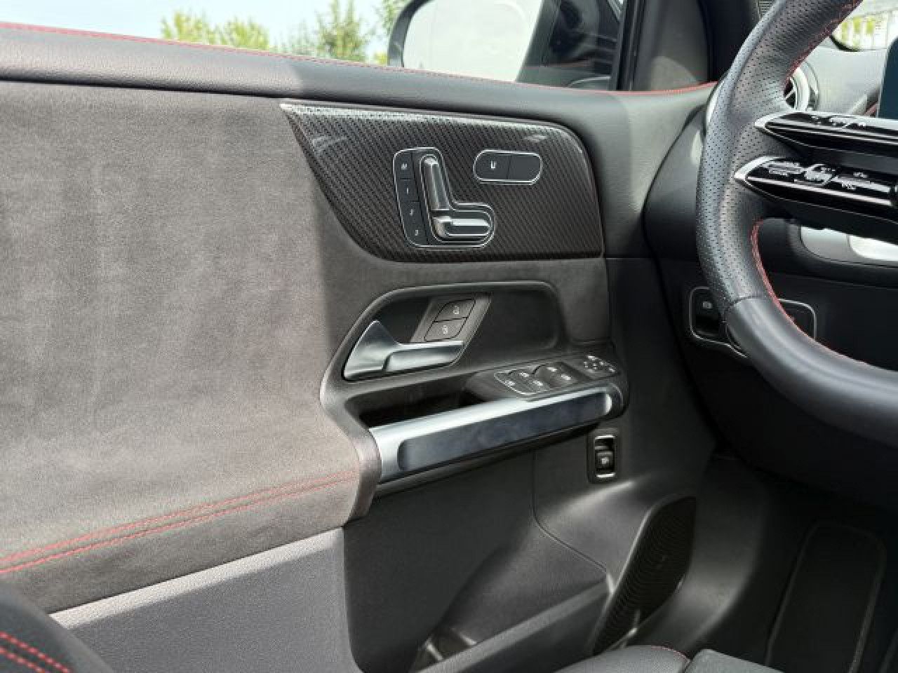 Mercedes-Benz GLB – Bild 14