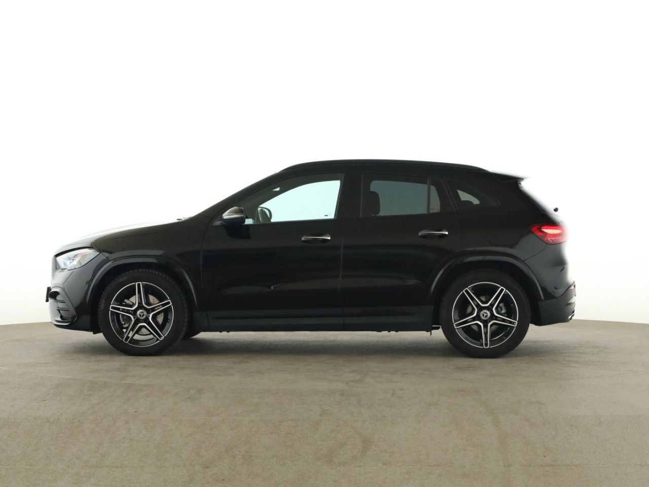 Mercedes-Benz GLA – Bild 3