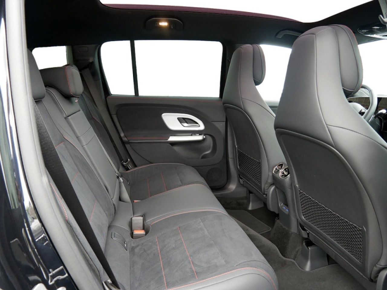 Mercedes-Benz GLB – Bild 6