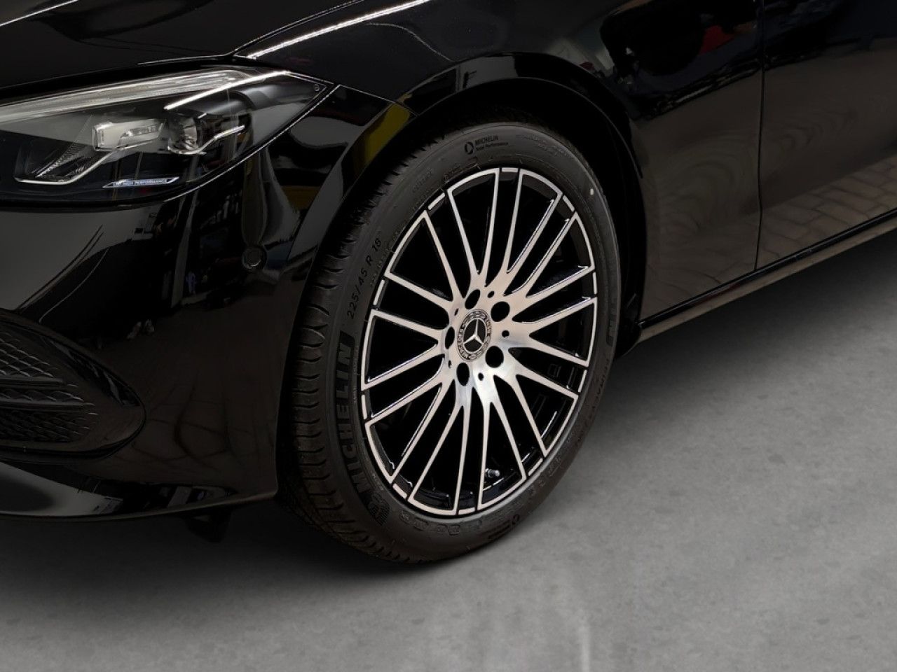 Mercedes-Benz C-Klasse – Bild 15