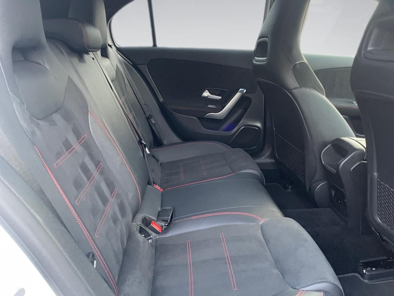 Fahrzeugbild 12 / 17