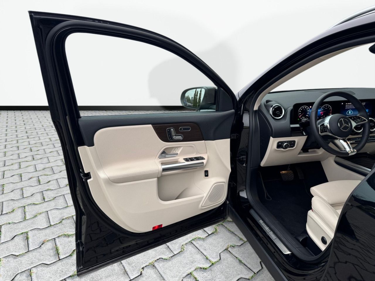 Zdjęcie pojazdu 10 / 23