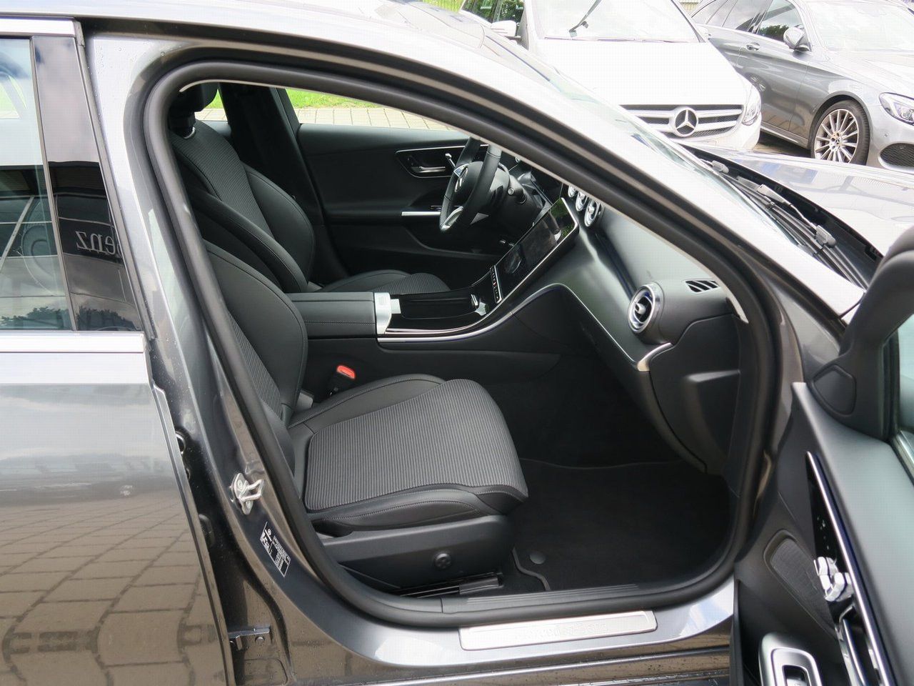 Mercedes-Benz C-Klasse – Bild 15