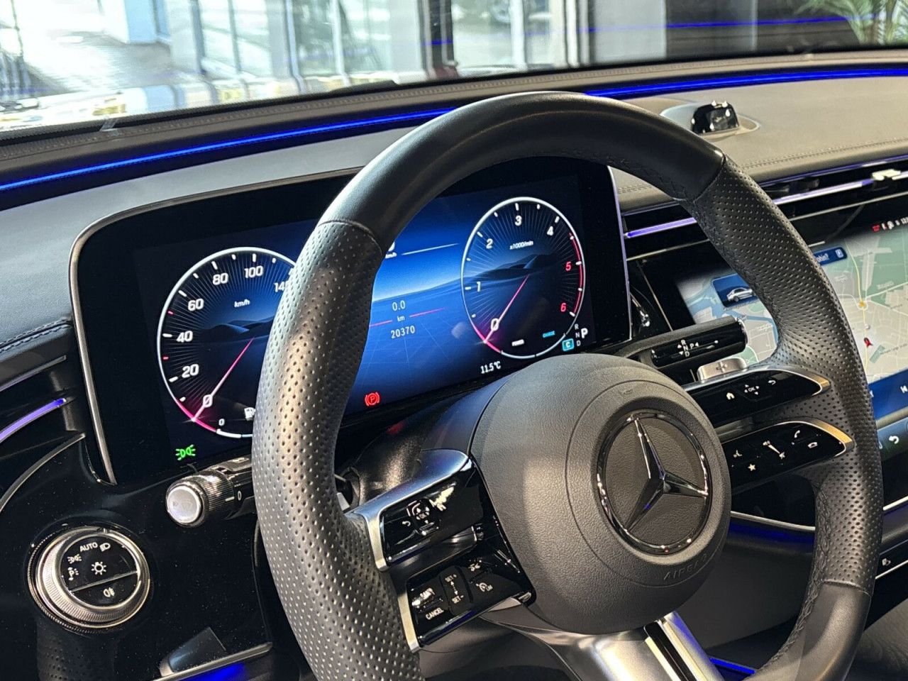 Mercedes-Benz E-Klasse – Bild 17