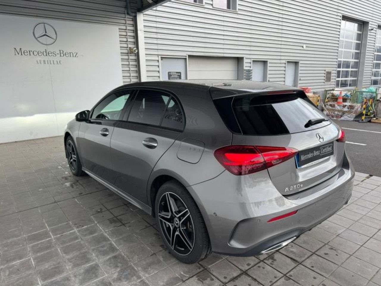 Photo du v&eacute;hicule 7 / 18