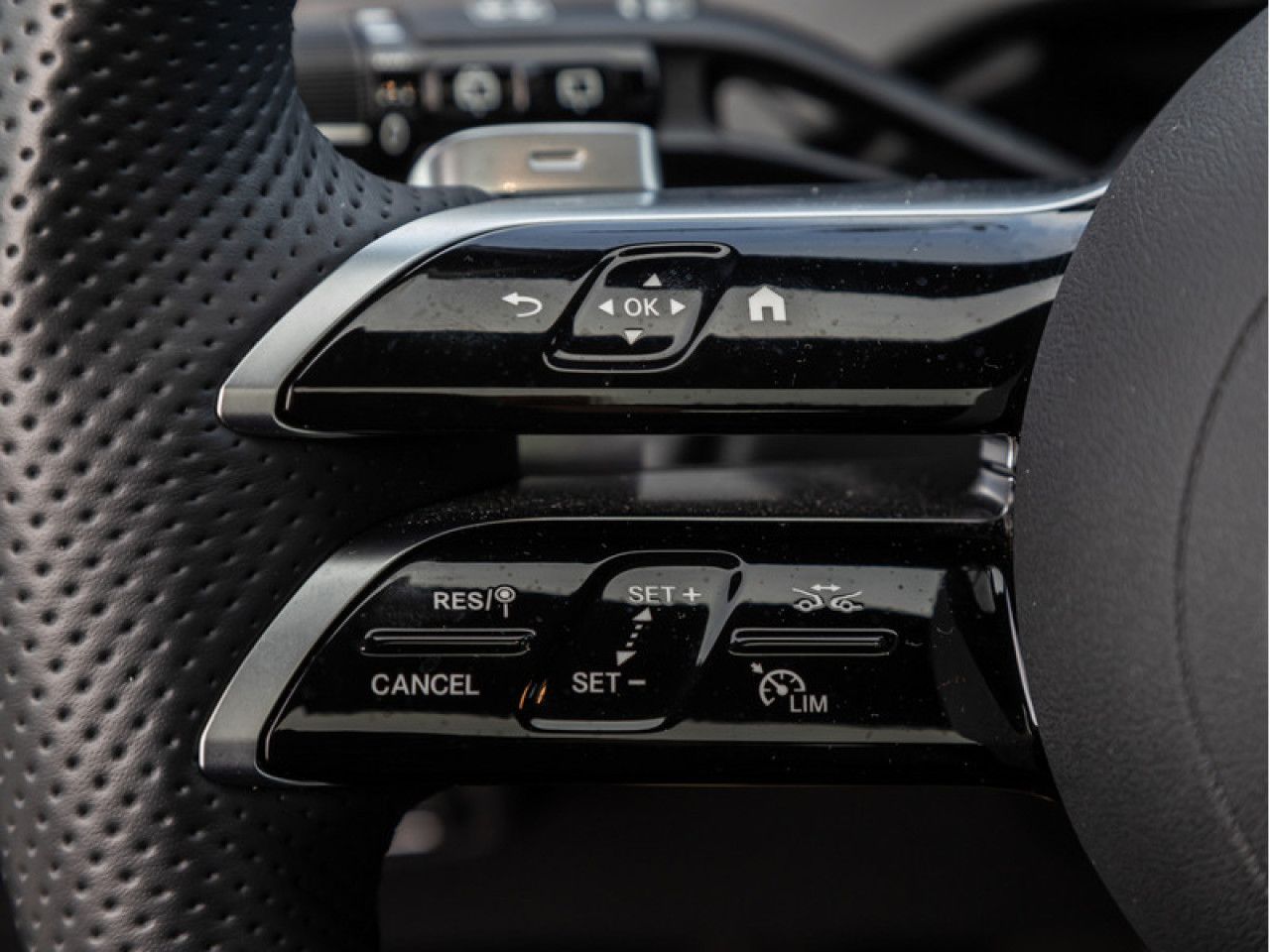 Mercedes-Benz E-Klasse – Bild 19