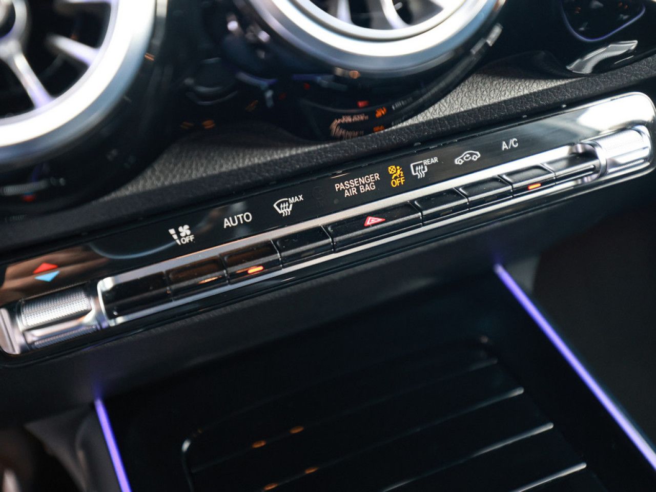 Mercedes-Benz GLB – Bild 14
